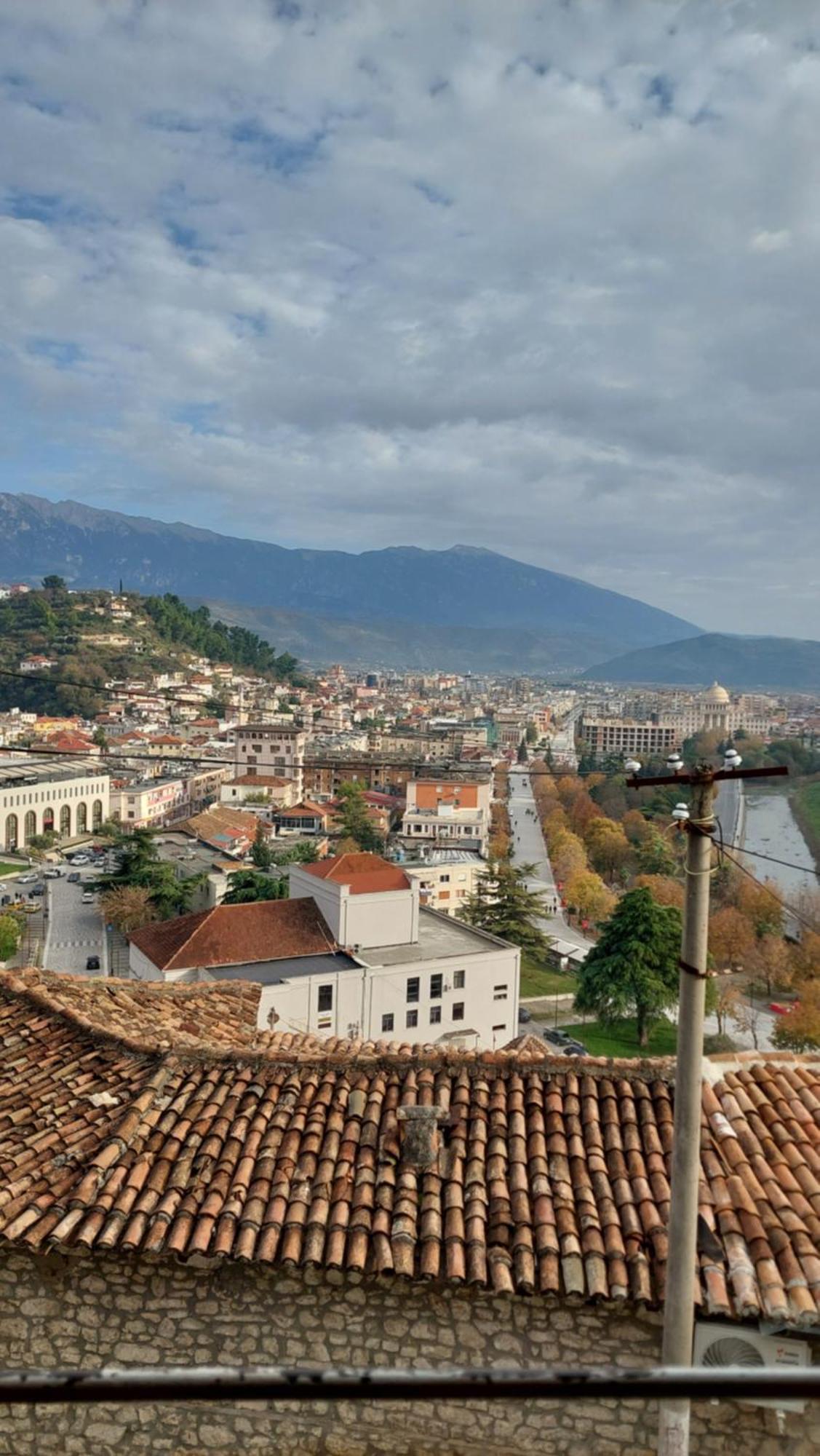 Old Town Hava Baci Hotel Berat Exterior photo